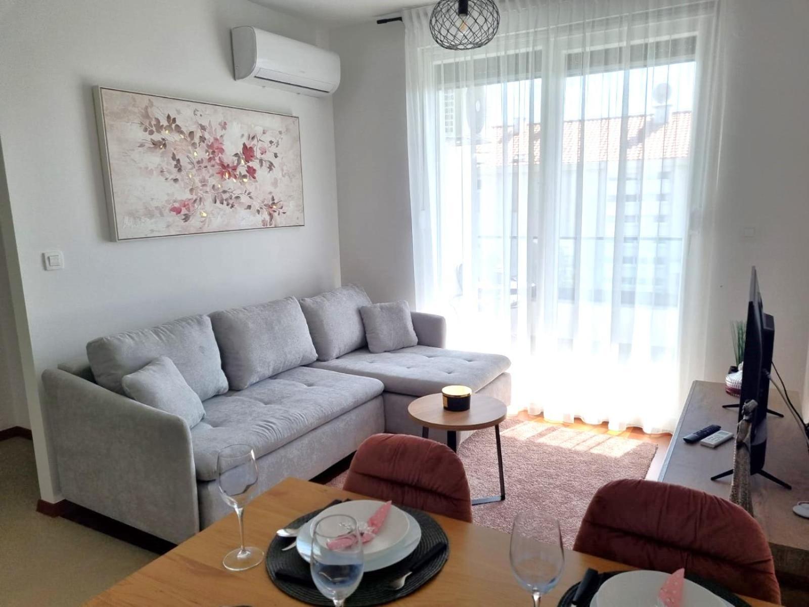 Royal Apartment Salona Klis Exterior photo